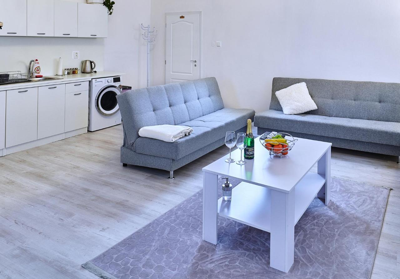 Apartmán BB centrum Banská Bystrica Exterior foto
